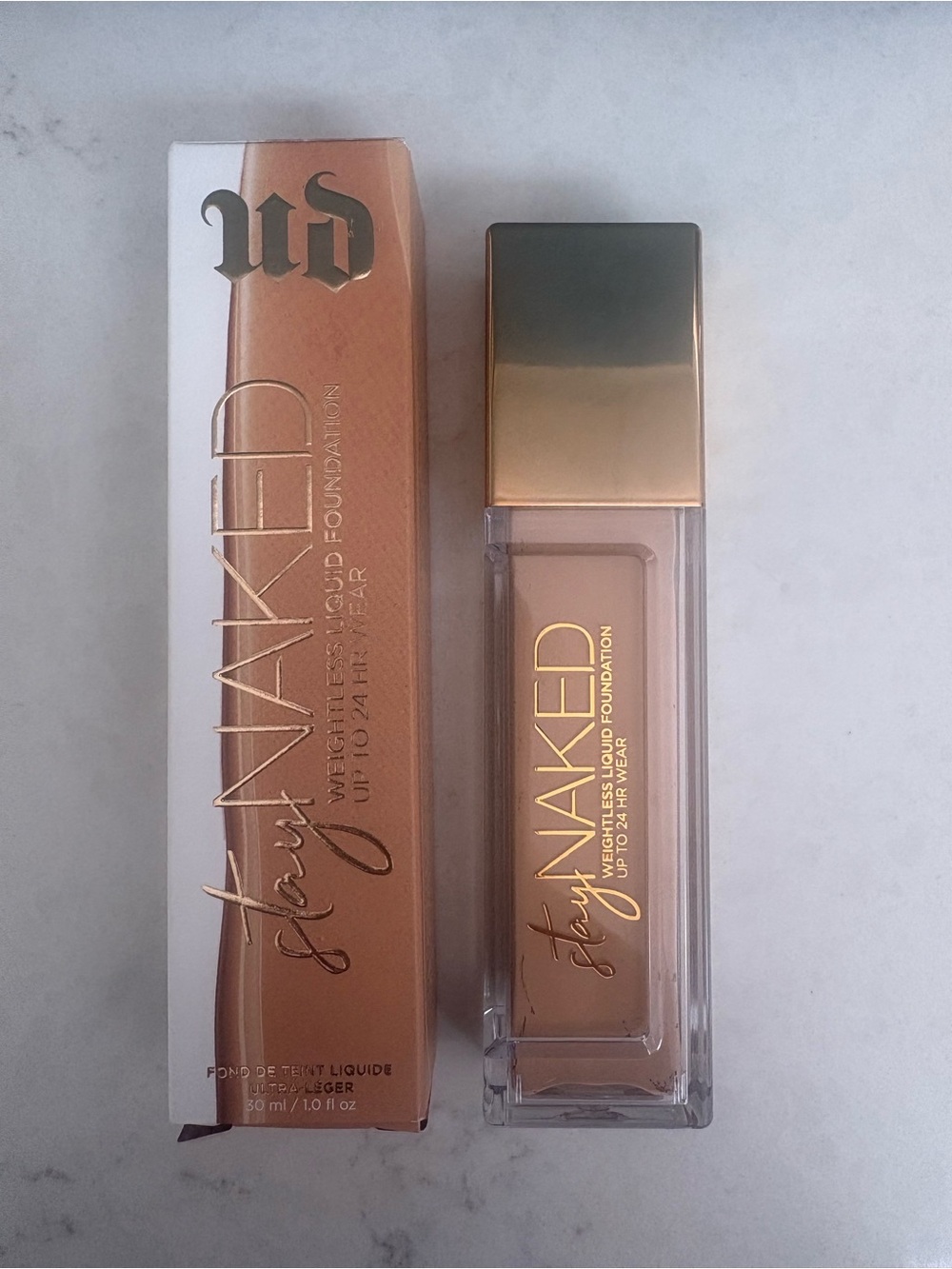 Urban Decay Stay Naked Weightless Liquid Foundation - Light Beige - MSRP $40
